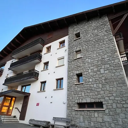 I Apartment